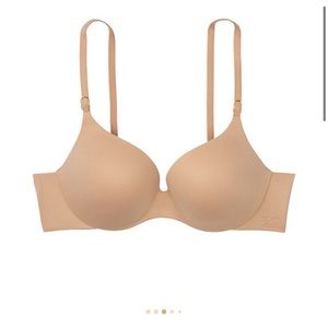 VS Light Push-Up Perfect Shape Bra